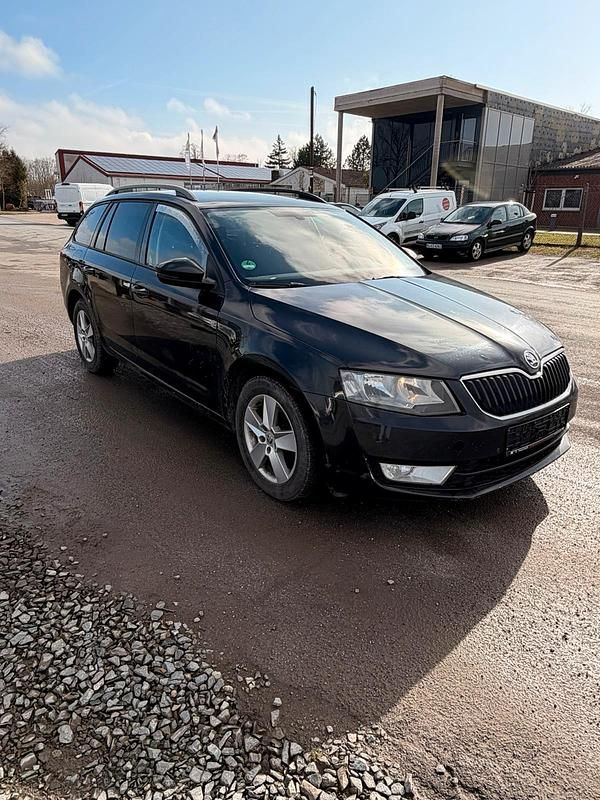Gebraucht Skoda Octavia 110 PS (80 kW) 2014 Schwarz Kleinwagen