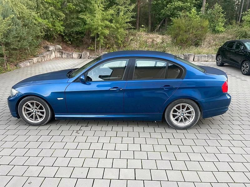 Blau Gebraucht 2008 BMW 318 M Sport Limousine | 7.000 € (Fairer Preis) - Bild 1/4