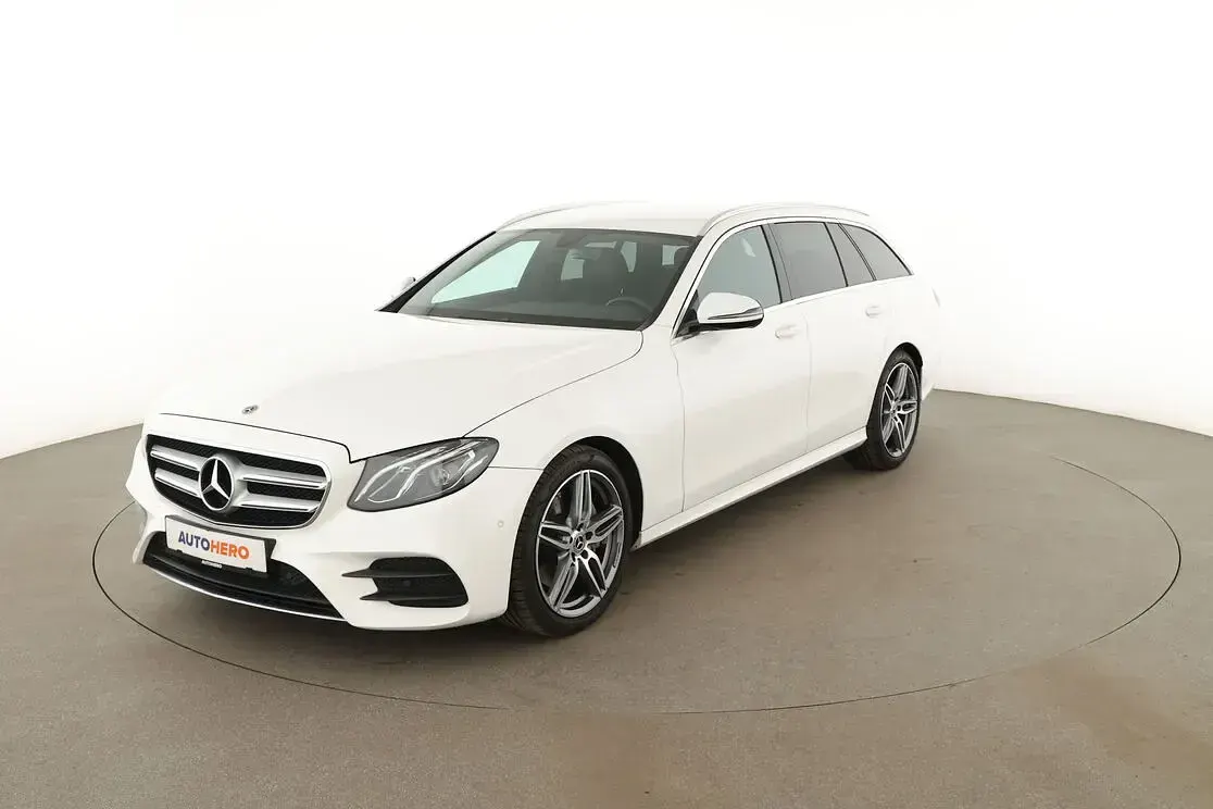 Gebraucht Mercedes E200 AMG line 2020 Kombi