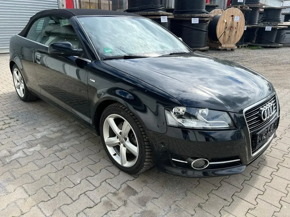 Gebraucht Audi A3 Cabriolet S-Line 140 PS (102 kW) 2011 Schwarz Cabrio