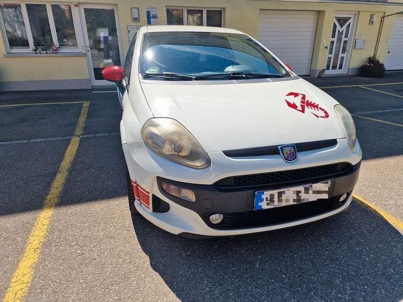 Gebraucht Abarth Punto Evo 163 PS (119 kW) 2011 Weiß Kleinwagen