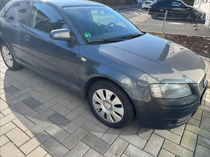 Używany Audi A3 Ambition 105 KM (77 kW) 2006 Szary Hatchback