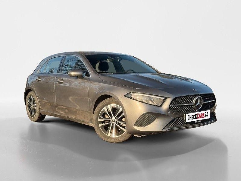Gebraucht Mercedes A200 Progressive 150 PS (110 kW) 2024 Grau Limousine