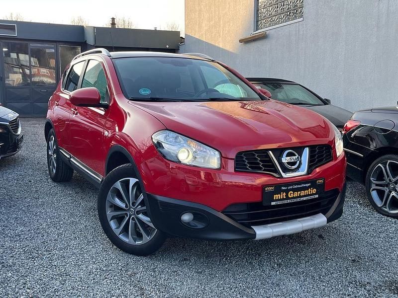 Solid red Gebraucht 2010 Nissan Qashqai Tekna SUV | 7.790 € (Fairer Preis) - Bild 1/4