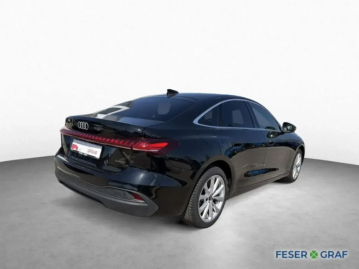 Gebraucht Audi A5 Ambiente 204 PS (150 kW) 2025 Mythosschwarz metallic Limousine