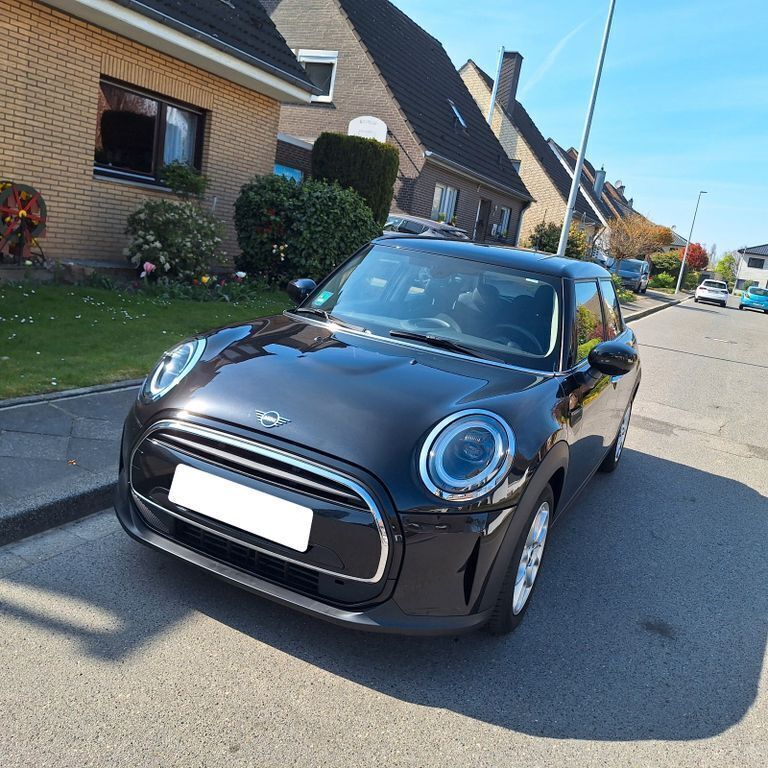 Schwarz Gebraucht 2022 Mini ONE Kleinwagen | 16.000 € (Superpreis) - Bild 1/4