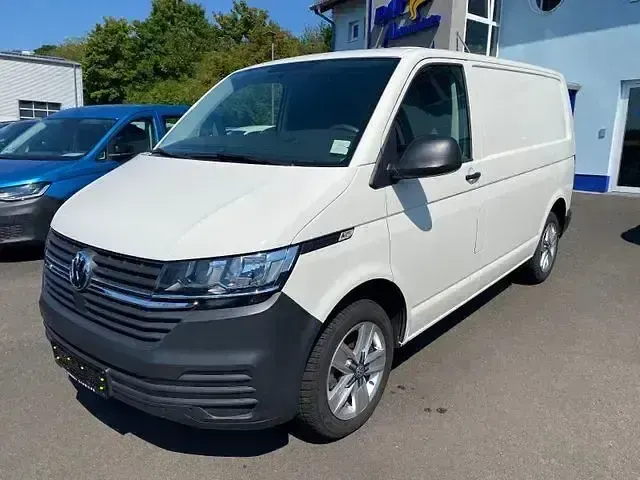 Używany VW Transporter 90 KM (66 kW) 2023 Biały Van