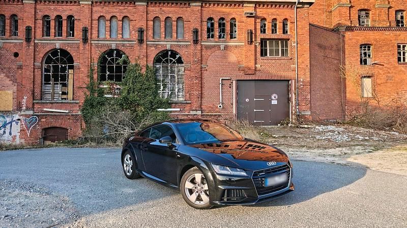 Gebraucht Audi TT Design 230 PS (169 kW) 2017 Schwarz Coupé