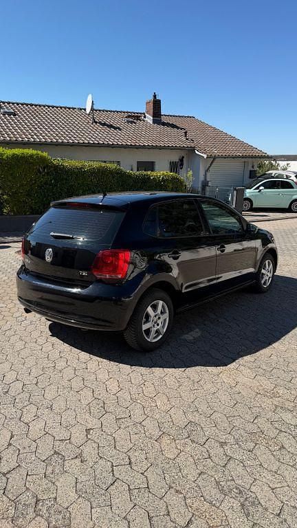 Gebraucht VW Polo 90 PS (66 kW) 2012 Schwarz Kleinwagen