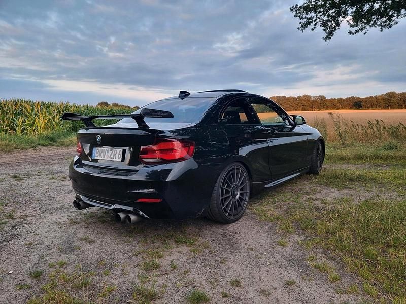 Schwarz Gebraucht 2014 BMW M235 M Performance Coupé | 15.000 € (Superpreis) - Bild 1/4