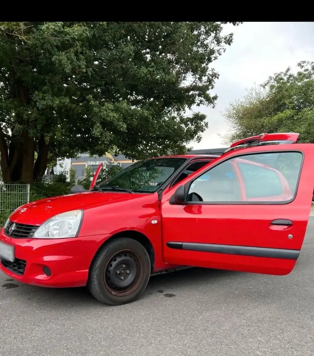 Gebraucht Renault Clio 54 PS (39 kW) 2010 Rot Kleinwagen