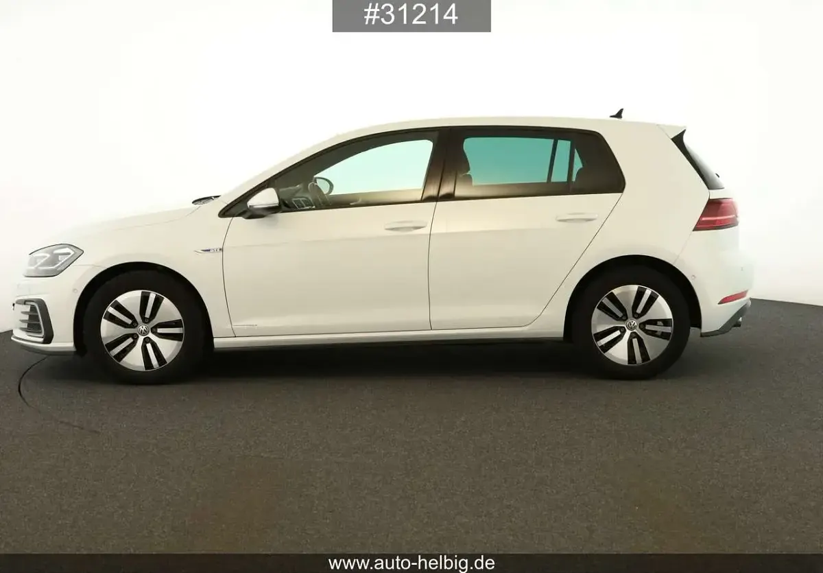 Gebraucht VW Golf VII GTE 204 PS (150 kW) 2020 Weiß Limousine