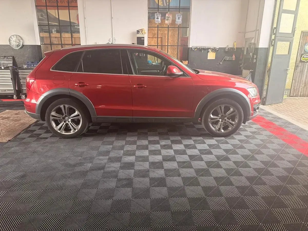 Gebraucht Audi Q5 Exclusive 271 PS (199 kW) 2011 Rot SUV