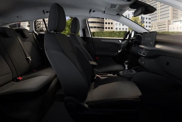 Neu Ford Focus Titanium 116 PS (85 kW) 2026 Fantastic red metallic fantastic red metallic Kombi