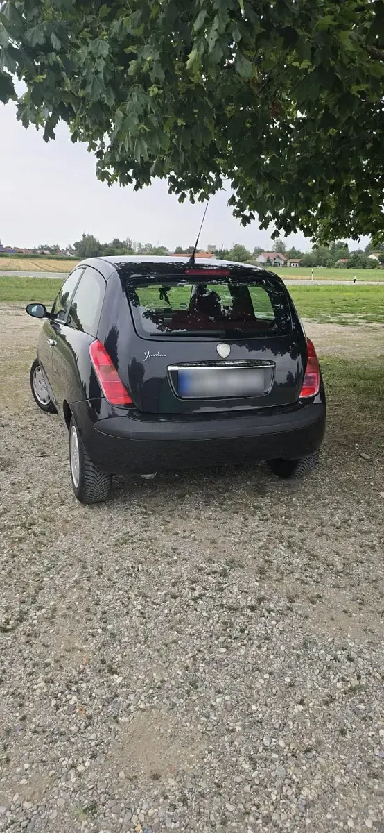 Gebraucht Lancia Ypsilon 60 PS (44 kW) 2005 Schwarz Kleinwagen