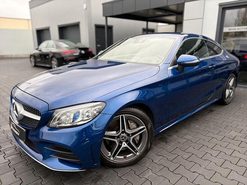 Gebraucht Mercedes C300 AMG 258 PS (189 kW) 2018 Blau Coupé