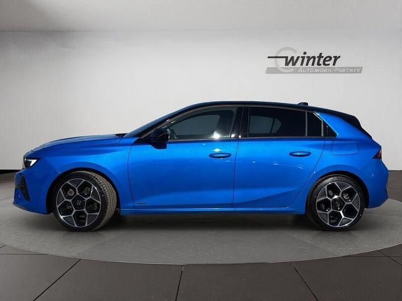 Gebraucht Opel Astra Ultimate 179 PS (131 kW) 2022 Kobalt blau (metallic) Limousine