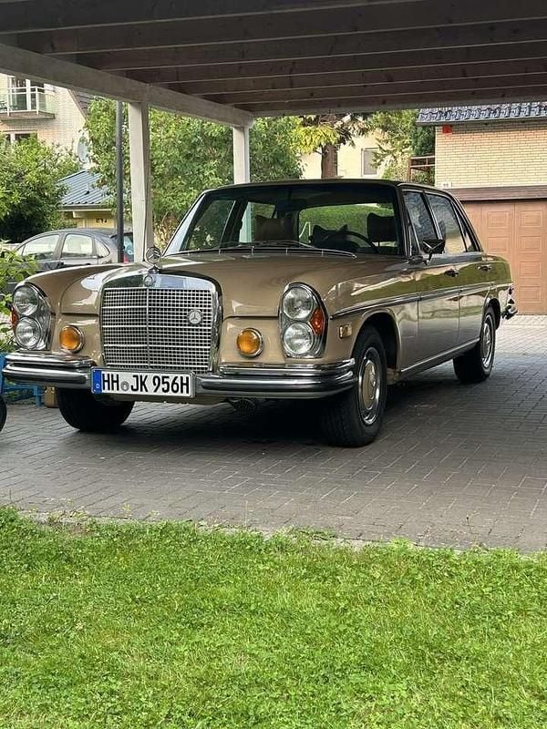Beige Gebraucht 1972 Mercedes W108 Limousine | 42.500 € - Bild 1/4