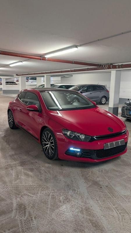 Gebraucht VW Scirocco Life 122 PS (89 kW) 2014 Rot Coupé