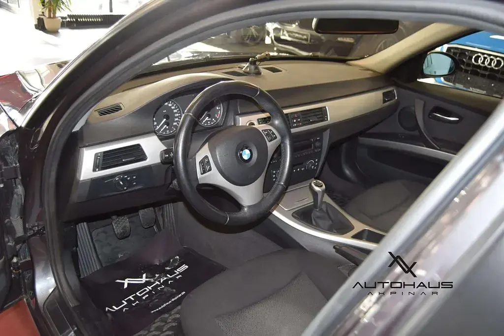 Usata BMW 320 Advantage 150 CV (110 kW) 2006 Grigio Berlina
