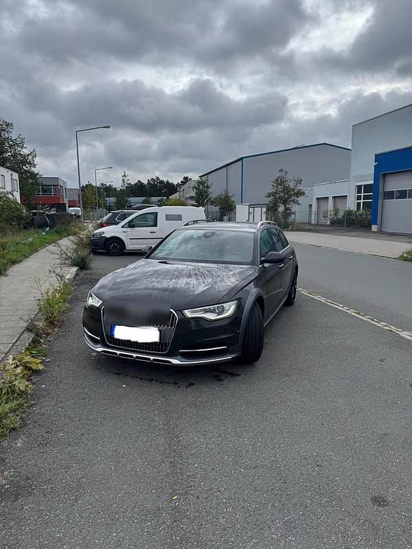 Grau Gebraucht 2013 Audi A6 Allroad Comfort Kombi | 18.500 € (Guter Preis) - Bild 1/4