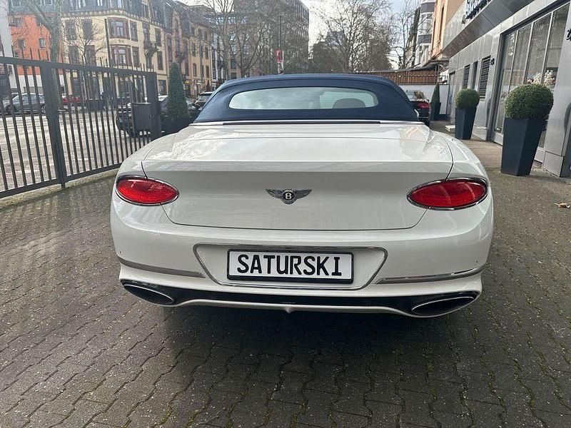 Second-hand Bentley Continental GT Convertible 635 CP (467 kW) 2019 Alb Cabrio
