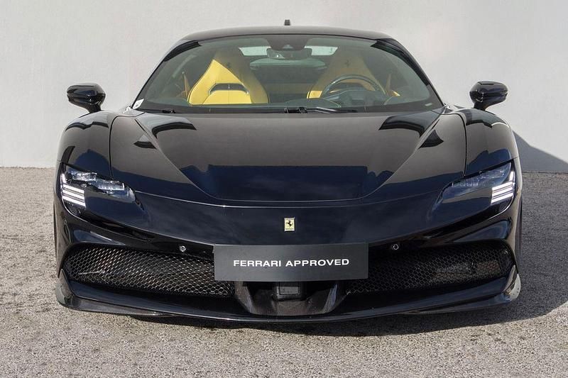 Gebraucht Ferrari SF90 999 PS (734 kW) 2023 Schwarz