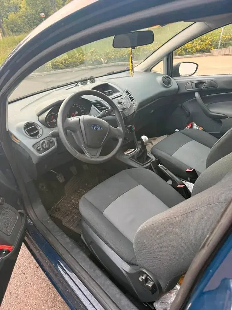 Gebraucht Ford Fiesta 65 PS (47 kW) 2009 Blau Kleinwagen