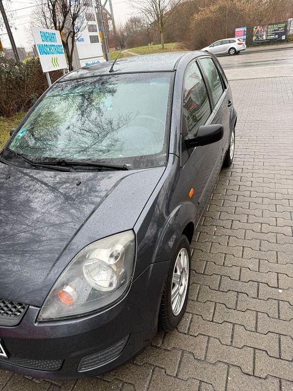Gebraucht Ford Fiesta Fun X 80 PS (58 kW) 2007 Schwarz Limousine