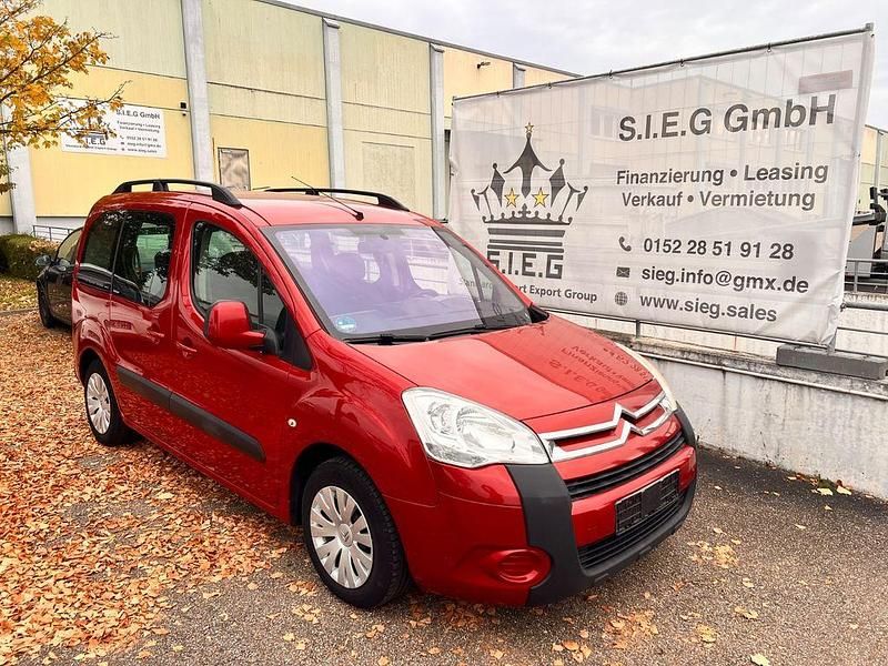 Gebraucht Citroën Berlingo 90 PS (66 kW) 2009 Rot Van / Kleinbus