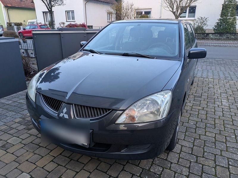 Gebraucht Mitsubishi Lancer Comfort Edition 98 PS (72 kW) 2004 Schwarz Kombi