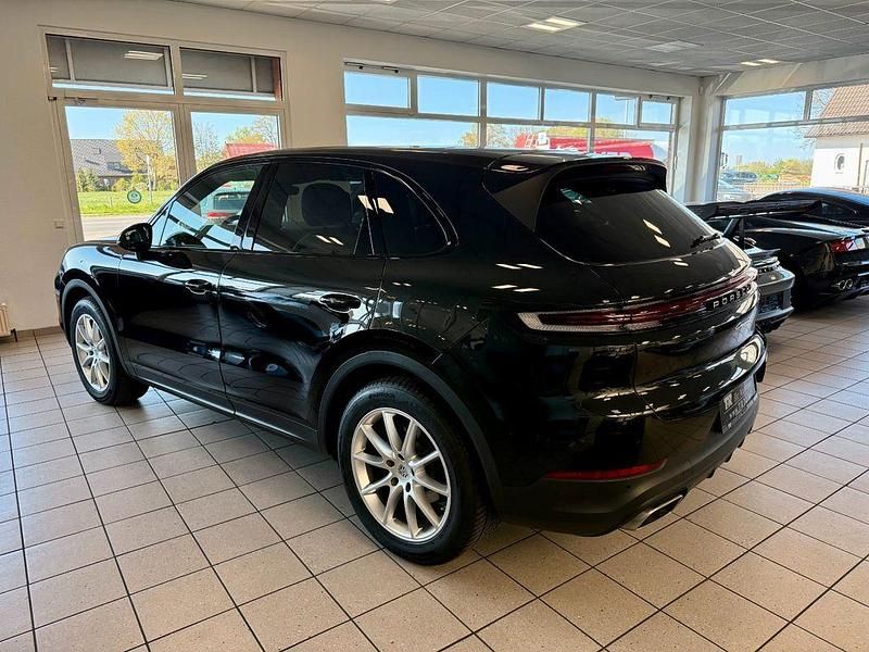 Gebraucht Porsche Cayenne 354 PS (260 kW) 2024 Schwarz SUV