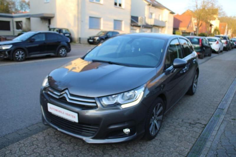 Gebraucht Citroën C4 SELECTION 131 PS (96 kW) 2017 Grau Limousine