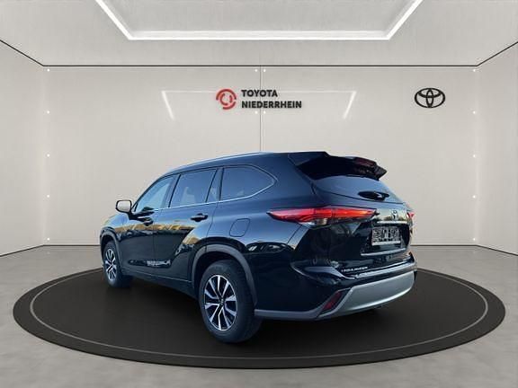 Gebraucht Toyota Highlander 248 PS (182 kW) 2021 Tiefschwarz mica metallic SUV