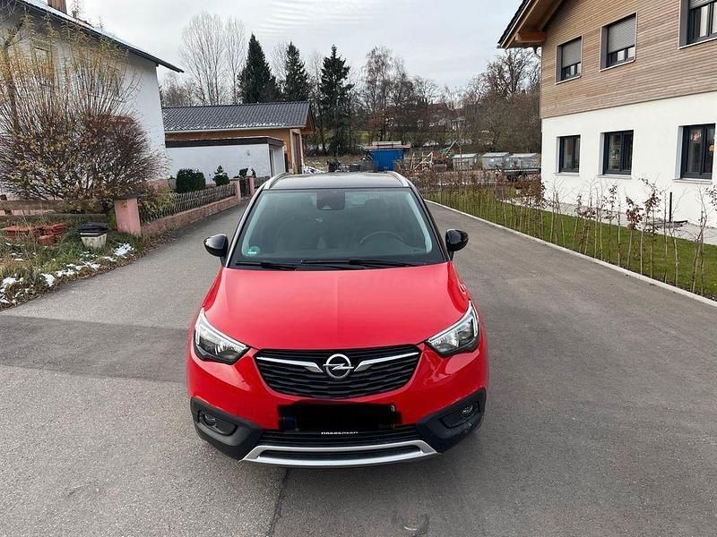 Rot Gebraucht 2017 Opel Crossland Innovation SUV | 11.500 € (Guter Preis) - Bild 1/4