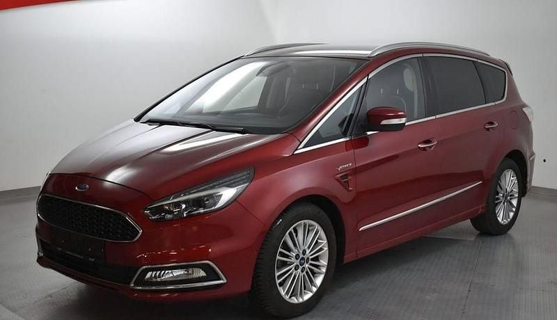 Rot Gebraucht 2017 Ford S-MAX Vignale Van / Kleinbus | 16.500 € (Fairer Preis) - Bild 1/4