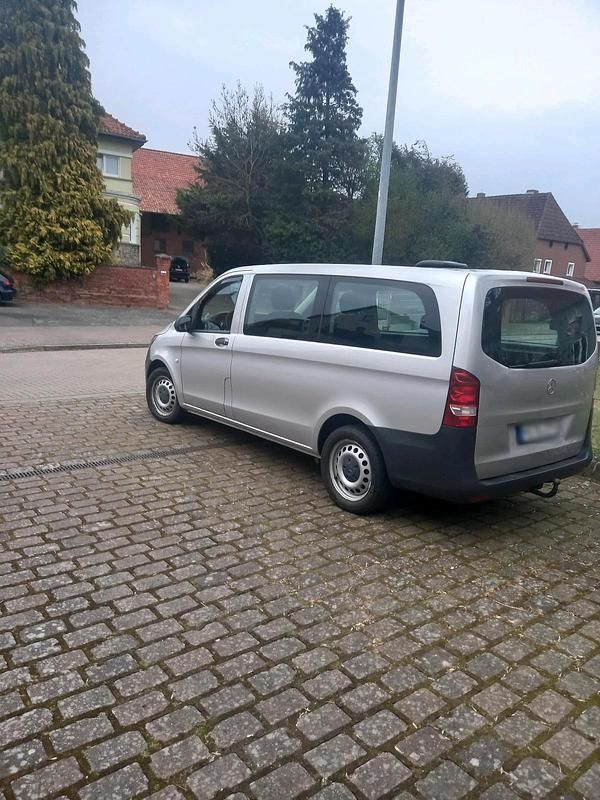 Gebraucht Mercedes Vito 136 PS (100 kW) 2016 Silber Van