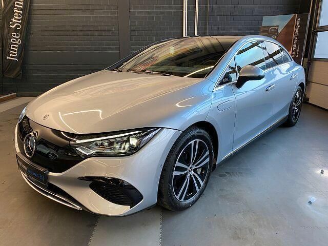 Gebraucht Mercedes EQE300 Premium 180 kW (245 PS) 2025 Hightechsilber Limousine