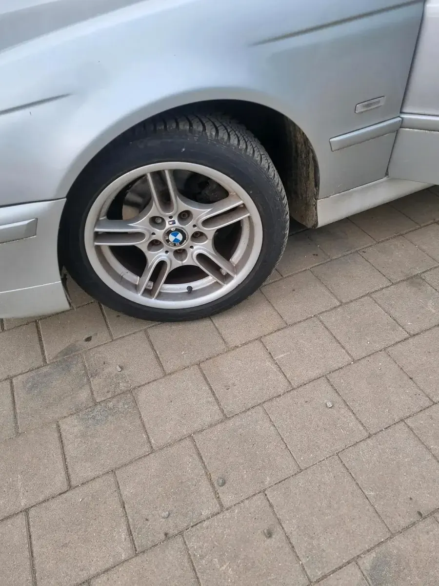 Gebraucht BMW 525 192 PS (141 kW) 2001 Silber Kombi