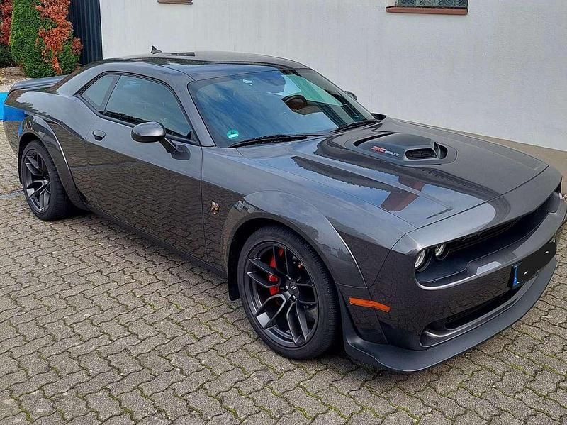Grau Gebraucht 2022 Dodge Challenger Coupé | 55.000 € - Bild 1/4