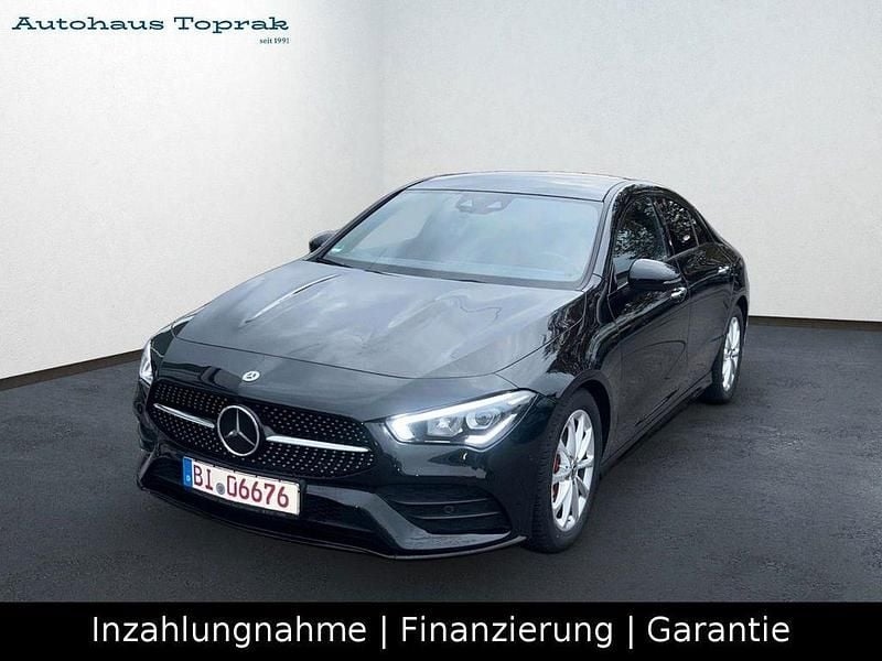 Schwarz Gebraucht 2022 Mercedes CLA250 AMG Limousine | 35.900 € (Fairer Preis) - Bild 1/4