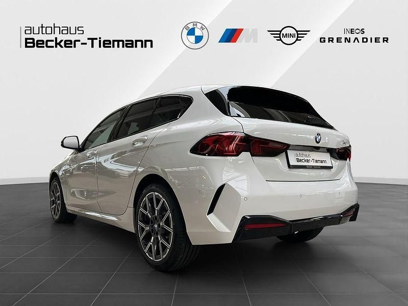 Neu BMW 120 Sport Line 170 PS (125 kW) 2025 Weiß Kleinwagen