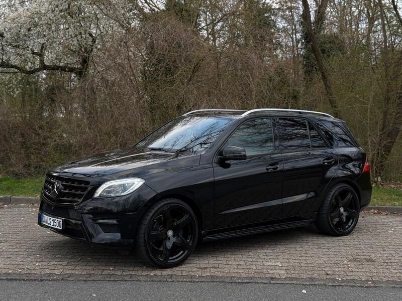 Schwarz Gebraucht 2014 Mercedes ML350 SUV | 19.350 € (Fairer Preis) - Bild 1/4