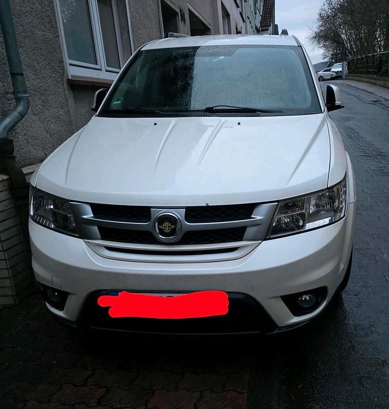 Gebraucht Fiat Freemont 170 PS (125 kW) 2014 Andere farben SUV