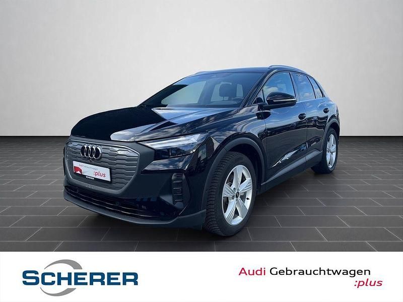 Gebraucht Audi Q4 e-tron Basis 125 kW (170 PS) 2022 Mythosschwarz metallic (metallic) SUV