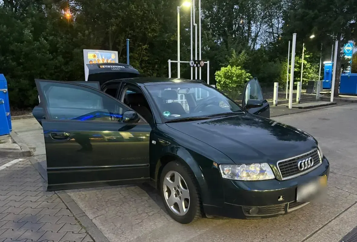 Gebraucht Audi A4 170 PS (125 kW) 2003 Grün Limousine