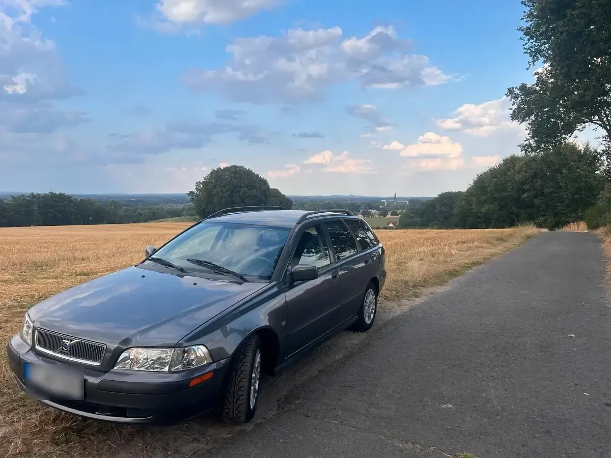 Gebraucht Volvo V40 97 PS (71 kW) 2004 Grau Kombi
