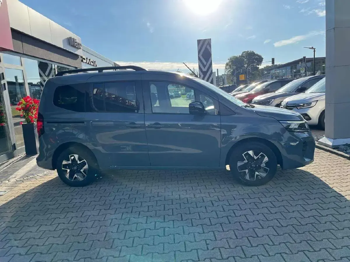 Neu Nissan Townstar Tekna 89 kW (122 PS) 2025 Grau Van / Kleinbus