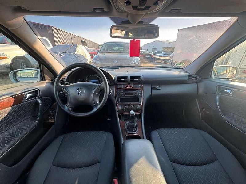 Gebraucht Mercedes C180 143 PS (105 kW) 2002 Silber Kombi
