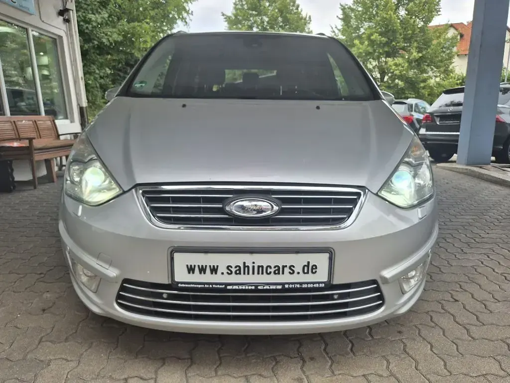 Gebraucht Ford Galaxy Titanium 203 PS (149 kW) 2010 Silber Van / Kleinbus